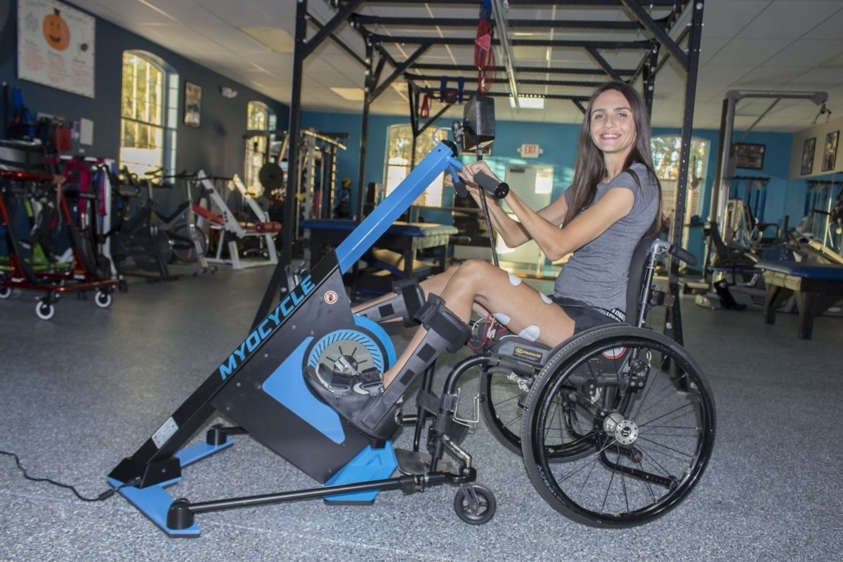We would like to welcome our partnership with Amanda Perla!